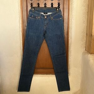 Levi’s Low Skinny 531 size 2 new without tag 29” inseam